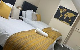 St James House - Sleeps 8!